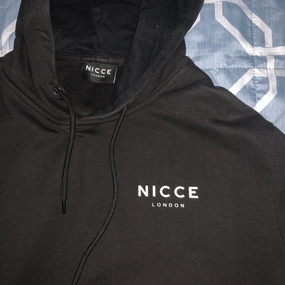 NICCE LONDON BLACK HOODIE